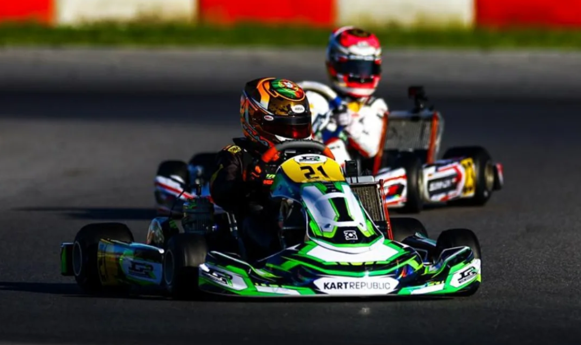 LOURENÇO Miguel Vilao Amaro logra la una victoria ajustada en la 1ª manga de la carrera de campeones FACYL LOURENÇO Miguel Vilao Amaro logra la una victoria ajustada en la 1ª manga de la carrera de campeones FACYL