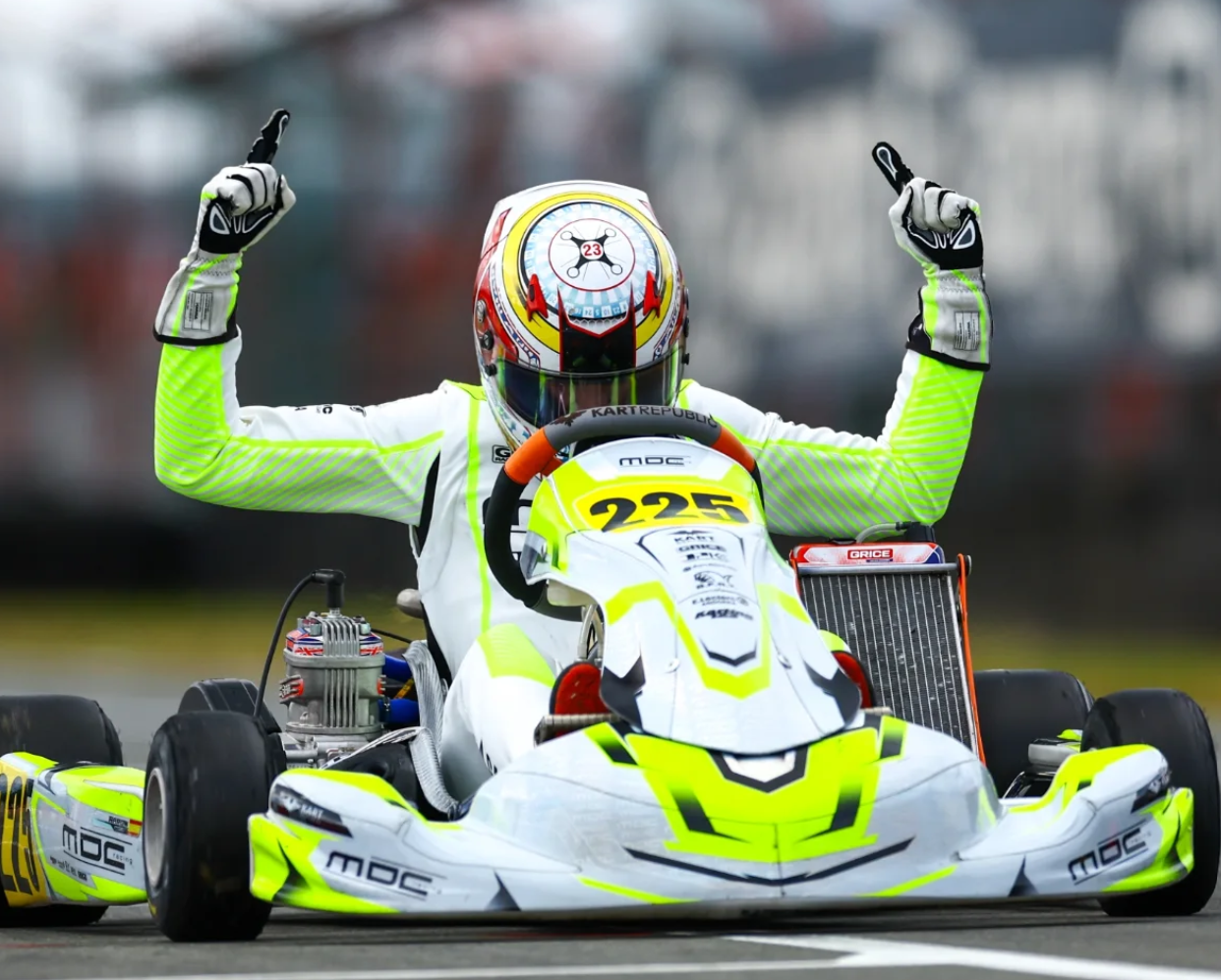 Aaron Garcia de la estructura MDC Racing Vence la manga final de IWF25 con remontada estratosférica incluida y vence la clasificación general