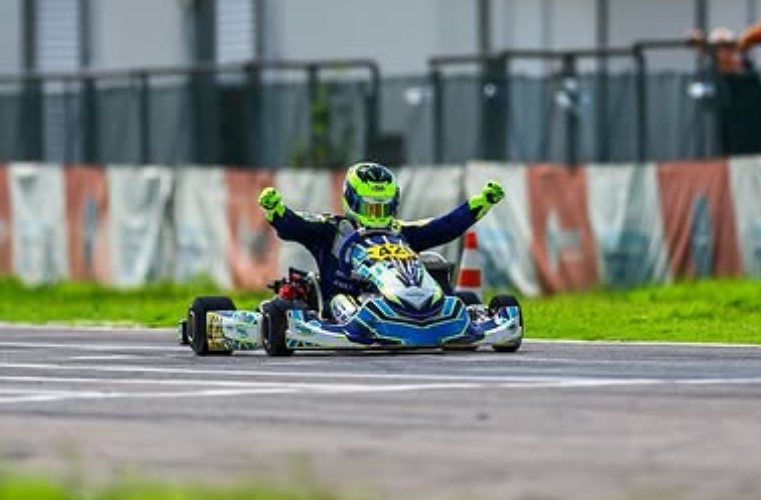 Sem Knopjes se corona campeón en la Final Mundial Rotax 2025