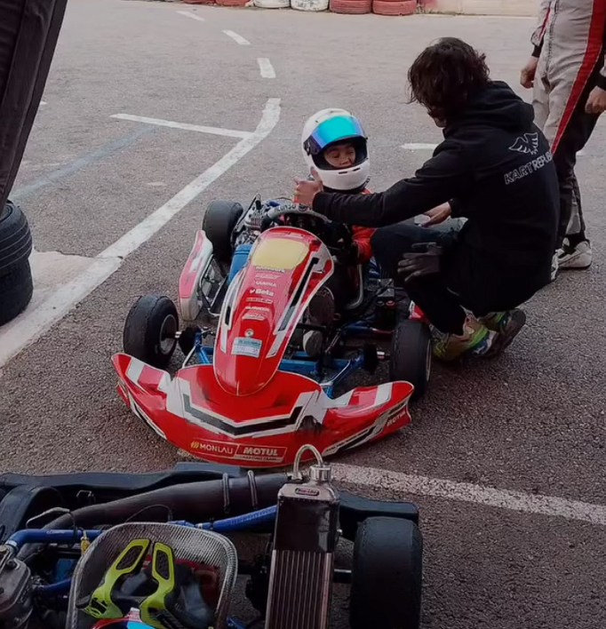 Sergio Barreda de MONLAU MOTORSPORT se corona en la prefinal de la categoría Pre mini con un liderazgo destacado y habitual este fin de semana