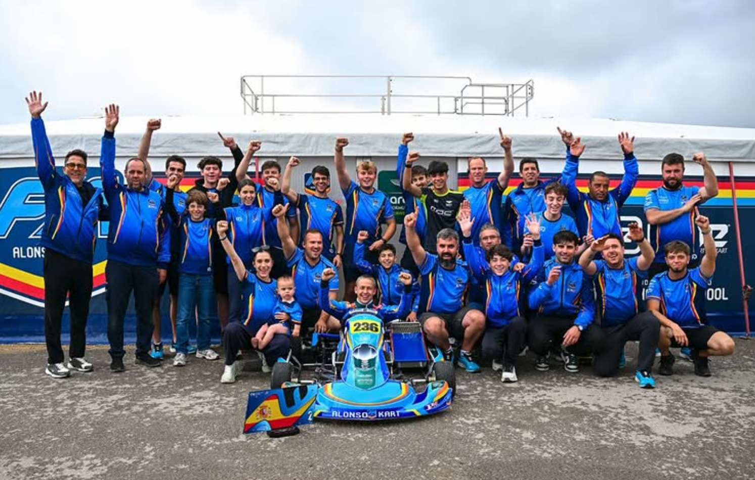 Noah Baglin triunfa en la Final OK del Champions of the Future Euro Series 2026 en una manga final en la que Schaufler demostró que el tándem con DPK es imparable. EL mundial regresará a Asturias este 2026